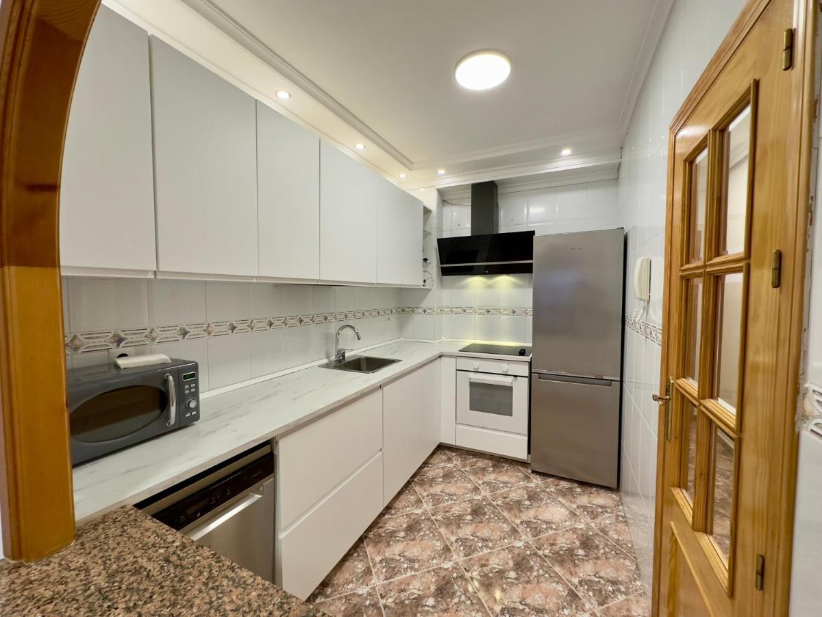 Modern Apartment On Playa Del Cura Torrevieja Exterior photo